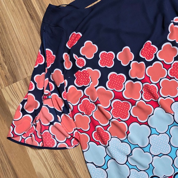 Kaari Blue Shift Dress Blue Coral Quatrefoil Print Women's Size OX Cold Shoulder - Picture 5 of 6